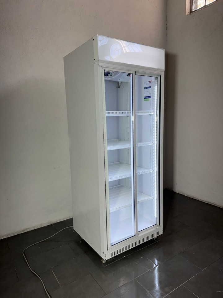 ---Chłodziarka 2019 r lodówka Ubc 84 cm Model: Omega XL